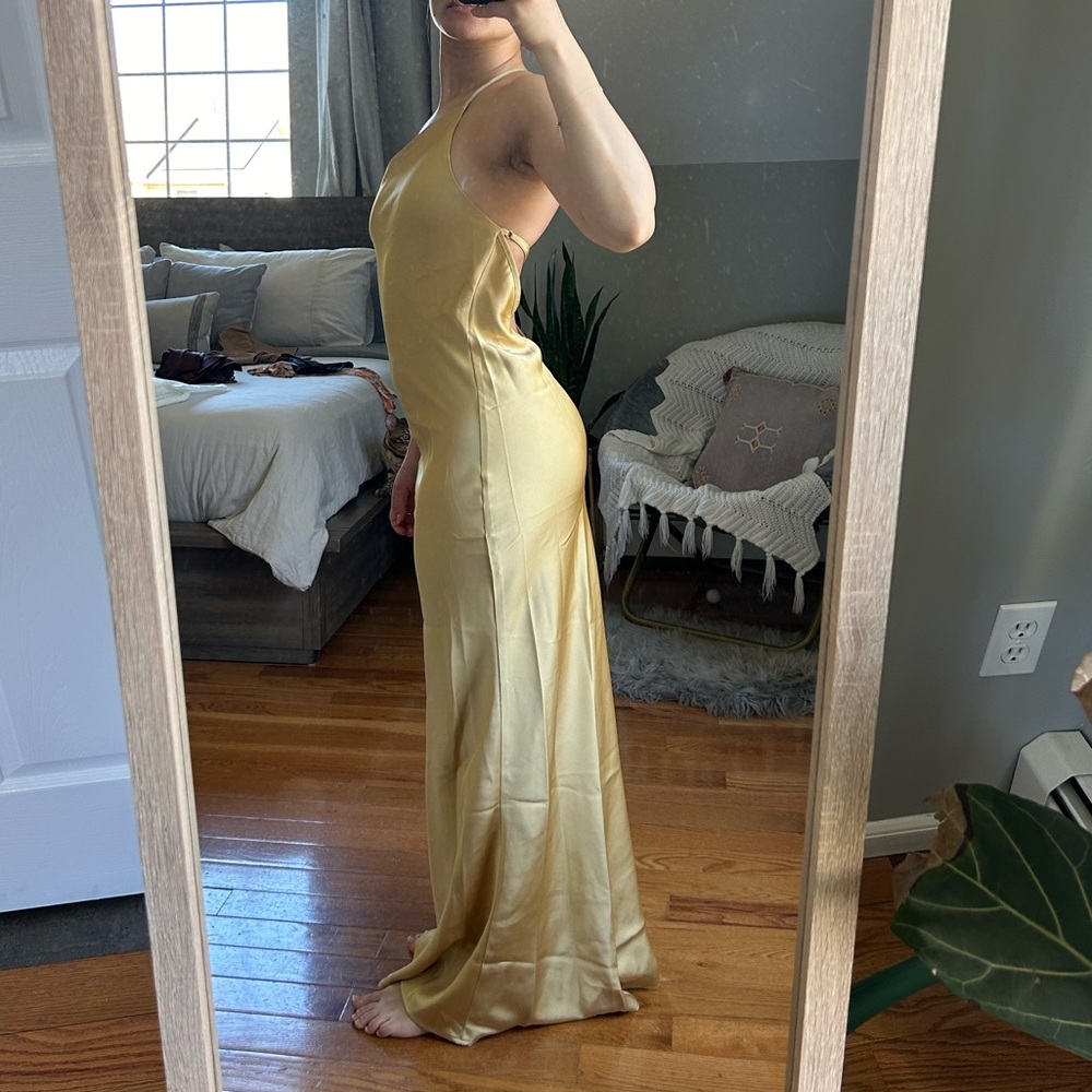 Gorgeous golden dress with open back